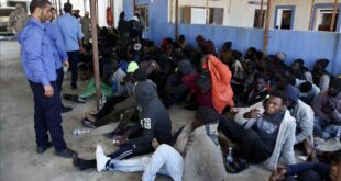 البحرية الليبية تنقذ 101 مهاجر غير نظامي