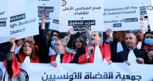 محكمة تونسية ترفض مرسوما رئاسيا بإعفاء 47 قاضيا